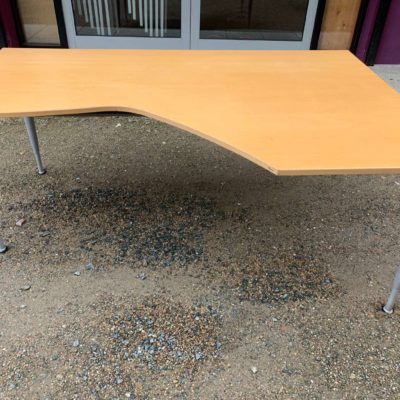 1800 Kinnarps beech height adjustable corner desk