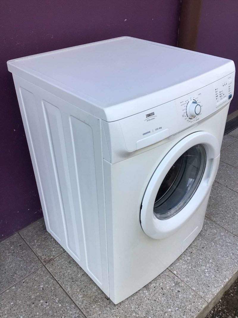 Zanussi 6kg 1200 spin white washing machine